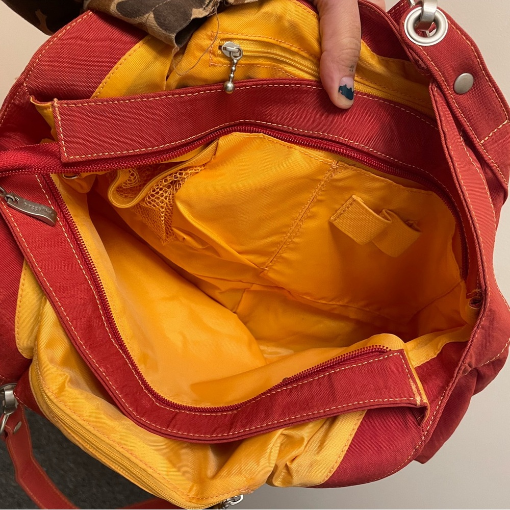 Baggalini Hampton Shoulder Bag - Picture 5 of 6